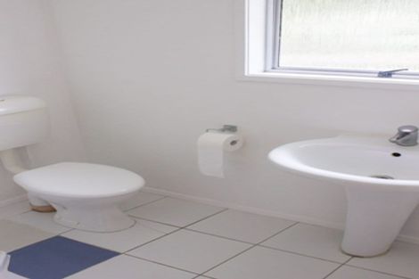 Photo of property in 27 Pipitea Place, Massey, Auckland, 0614