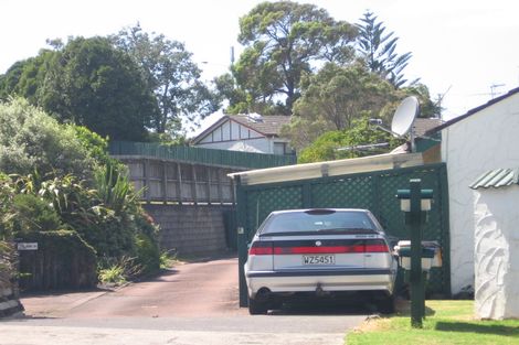 Photo of property in 2/29 James Street, Glenfield, Auckland, 0629