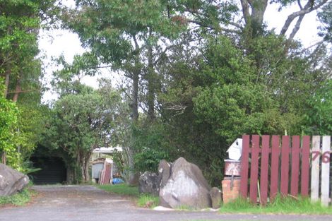 Photo of property in 76 Glengarry Road, Glen Eden, Auckland, 0602