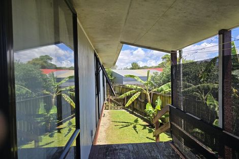 Photo of property in 1/15 Starforth Place, Henderson, Auckland, 0612