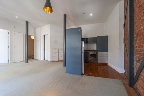 Photo of property in Columbia Apartments, 32u5 Cuba Street, Te Aro, Wellington, 6011