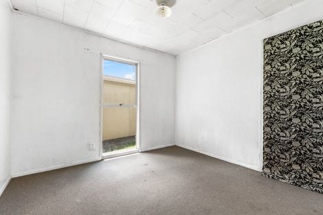 Photo of property in 15 Kopi Place, Massey, Auckland, 0614