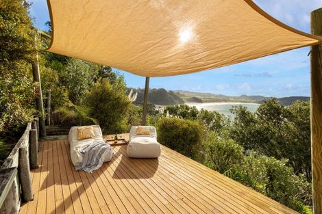 Photo of property in 73 Radar Road, Hot Water Beach, Whitianga, 3591