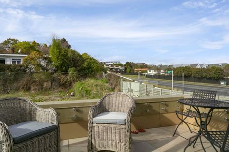 Photo of property in 208 Lake Terrace, Hilltop, Taupo, 3330