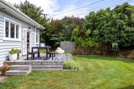 Photo of property in 19 Humphries Street, Greytown, 5712