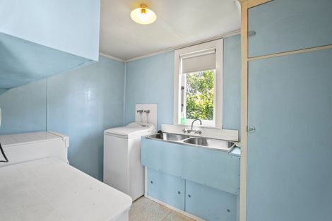 Photo of property in 2 Tupoki Street, Glen Avon, New Plymouth, 4312