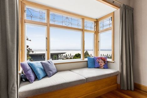 Photo of property in 14 George Street, Hospital Hill, Napier, 4110