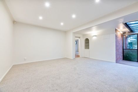 Photo of property in 34 Savoy Road, Glen Eden, Auckland, 0602