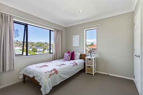 Photo of property in 48 Priestley Drive, Bucklands Beach, Auckland, 2014
