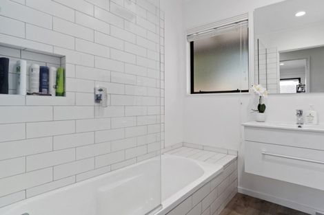 Photo of property in 4 Katherine Place, Bellevue, Tauranga, 3110