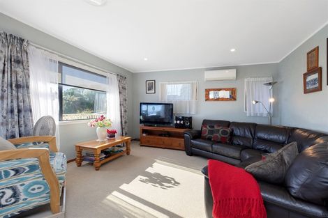 Photo of property in 3 Ngaparaoa Drive, Maketu, 3189