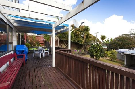 Photo of property in 306 Don Buck Road, Massey, Auckland, 0614
