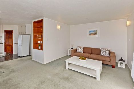 Photo of property in 31 Marina Road, Torbay, Auckland, 0630