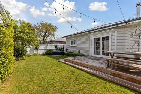 Photo of property in 36 Hinemoa Street, Spreydon, Christchurch, 8024