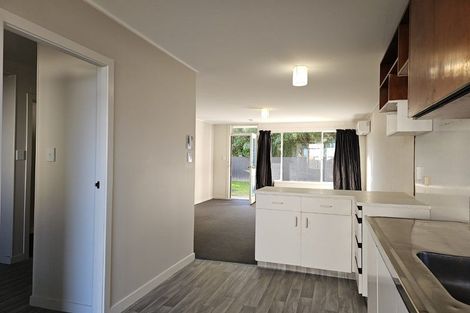 Photo of property in 3/35 Mana Esplanade, Paremata, Porirua, 5026