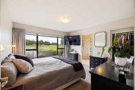 Photo of property in 562a Bower Avenue, Parklands, Christchurch, 8083