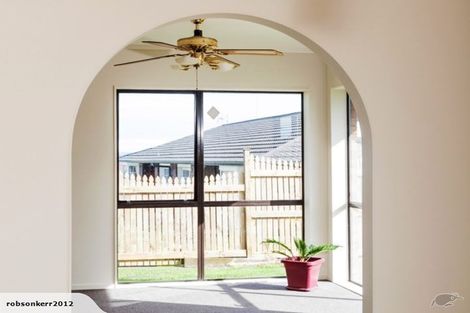 Photo of property in 3/133 Whitford Road, Somerville, Auckland, 2014