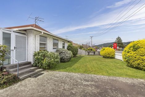 Photo of property in 46f1 Oxford Street, Tawa, Wellington, 5028