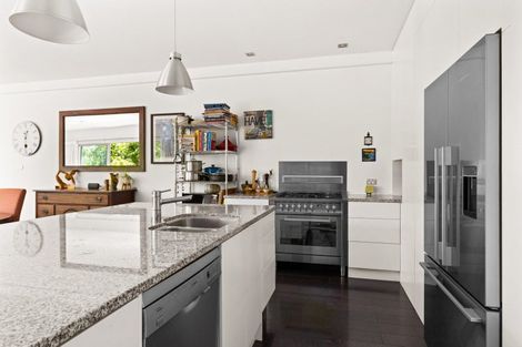 Photo of property in 27a Hikanui Drive, Havelock North, 4130