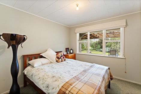 Photo of property in 30 Convent Road, Otaki, 5512