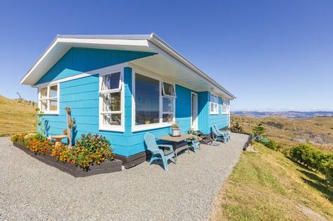 Photo of property in 640 Old Hill Road, Porangahau, 4291
