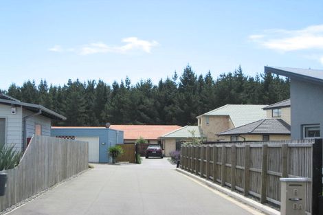 Photo of property in 8a Sandalwood Place, Waimairi Beach, Christchurch, 8083