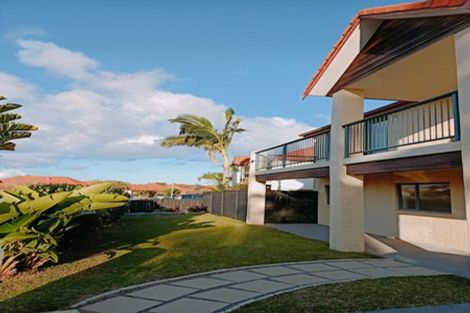 Photo of property in 11 Parkwood Crescent, Gulf Harbour, Whangaparaoa, 0930