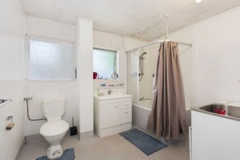 Photo of property in 46u2 May Street, Hamilton East, Hamilton, 3216