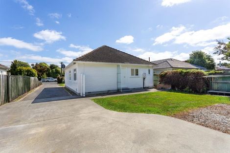 Photo of property in 100 Suva Street, Upper Riccarton, Christchurch, 8041