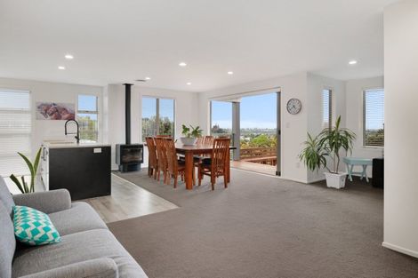 Photo of property in 7 Maddison Place, Welcome Bay, Tauranga, 3112