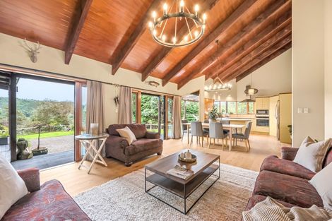 Photo of property in 3 Roseveare Grove, Te Marua, Upper Hutt, 5018