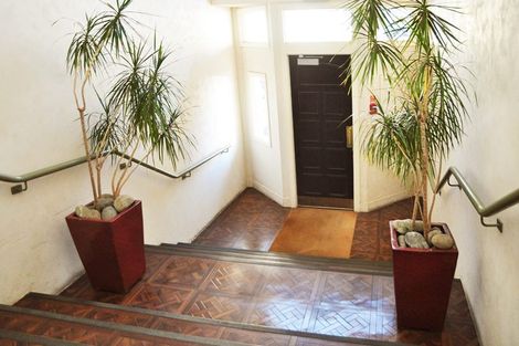 Photo of property in 37u5 Majoribanks Street, Mount Victoria, Wellington, 6011