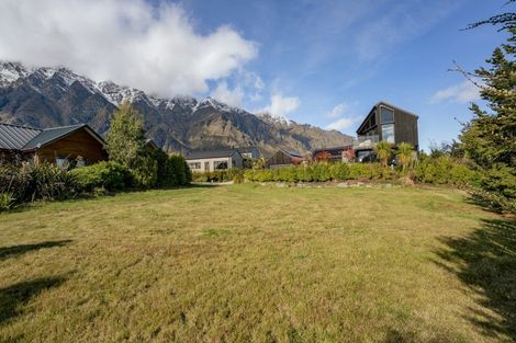 Photo of property in 11 Polperro Court, Jacks Point, Queenstown, 9371