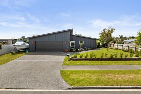 Photo of property in 17 Windsor Street, Richmond Heights, Taupo, 3330