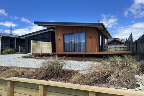 Photo of property in 247 Aubrey Road, Wanaka, 9305
