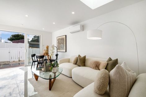 Photo of property in 9 Lappington Road, Otara, Auckland, 2023