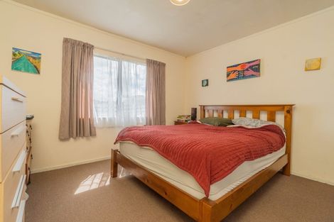 Photo of property in 52 Gallony Avenue, Massey, Auckland, 0614