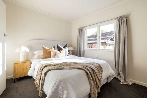 Photo of property in 12 Thornton Road, Cambridge, 3434