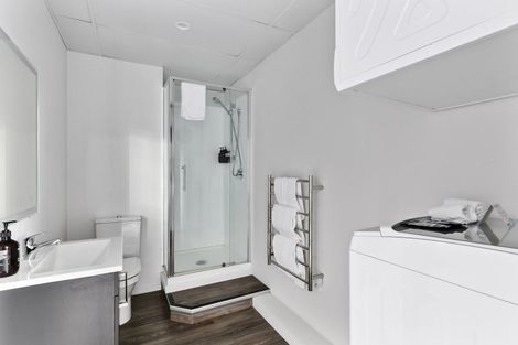 Photo of property in 4/66 Neil Avenue, Te Atatu Peninsula, Auckland, 0610