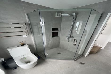 Photo of property in 8/14 Kerswill Place, Pakuranga, Auckland, 2010