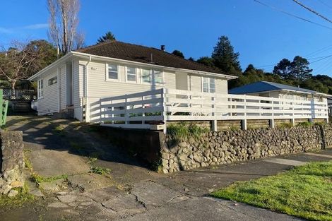 Photo of property in 204 George Street, Stokes Valley, Lower Hutt, 5019