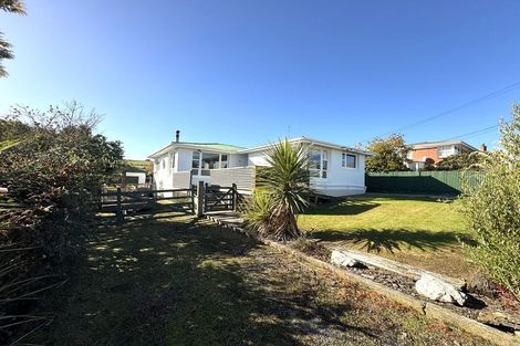 Photo of property in 50 Gormack Street, Balclutha, 9230