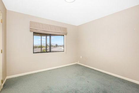 Photo of property in 54 Kakariki Grove, Waikanae, 5036