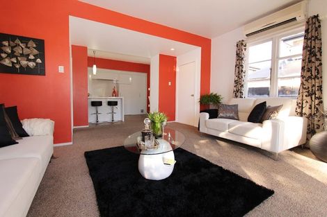 Photo of property in 11 George Street, Riccarton, Christchurch, 8041