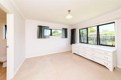 Photo of property in 12 Barnett Drive, Marton, 4710