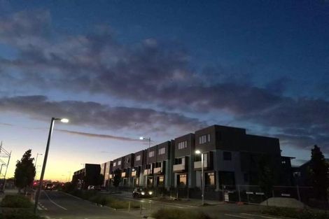 Photo of property in 104 Hobsonville Point Road, Hobsonville, Auckland, 0616