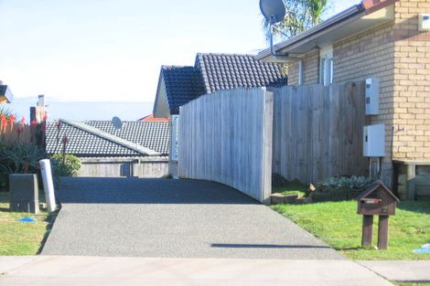 Photo of property in 29 Dairyland Drive, East Tamaki Heights, Auckland, 2016