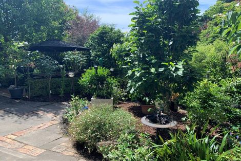 Photo of property in 30 Muritai Crescent, Havelock North, 4130