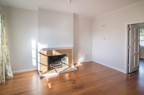 Photo of property in 9a Kerr Street, Devonport, Auckland, 0624