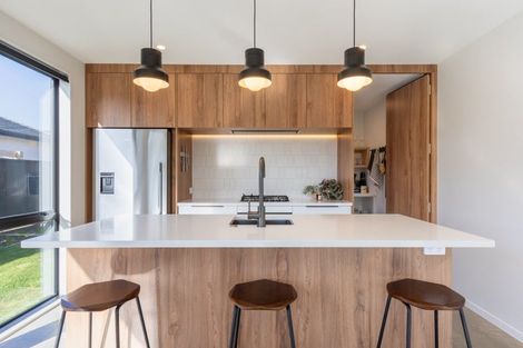 Photo of property in 9 Kaiwaru Place, Waikanae, 5036